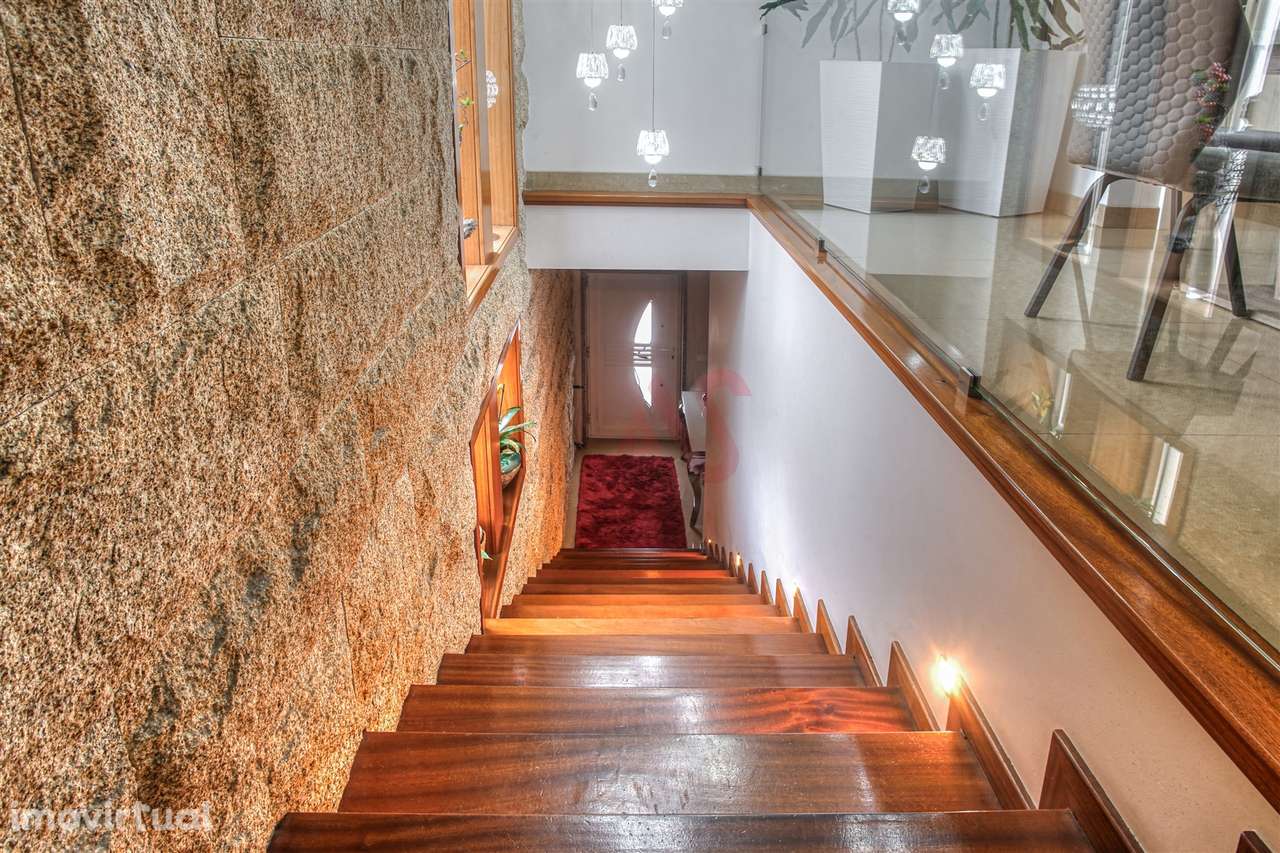 Moradia T4 + T2 + T1 + T1 em Sousa, Felgueiras - Grande imagem: 5/36