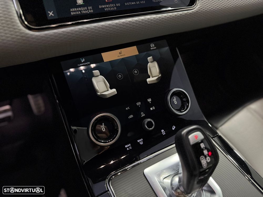 Land Rover Range Rover Evoque 1.5 P300e AWD R-Dynamic HSE Auto - 18