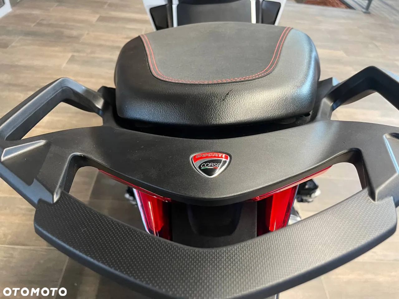 Ducati Multistrada - 12