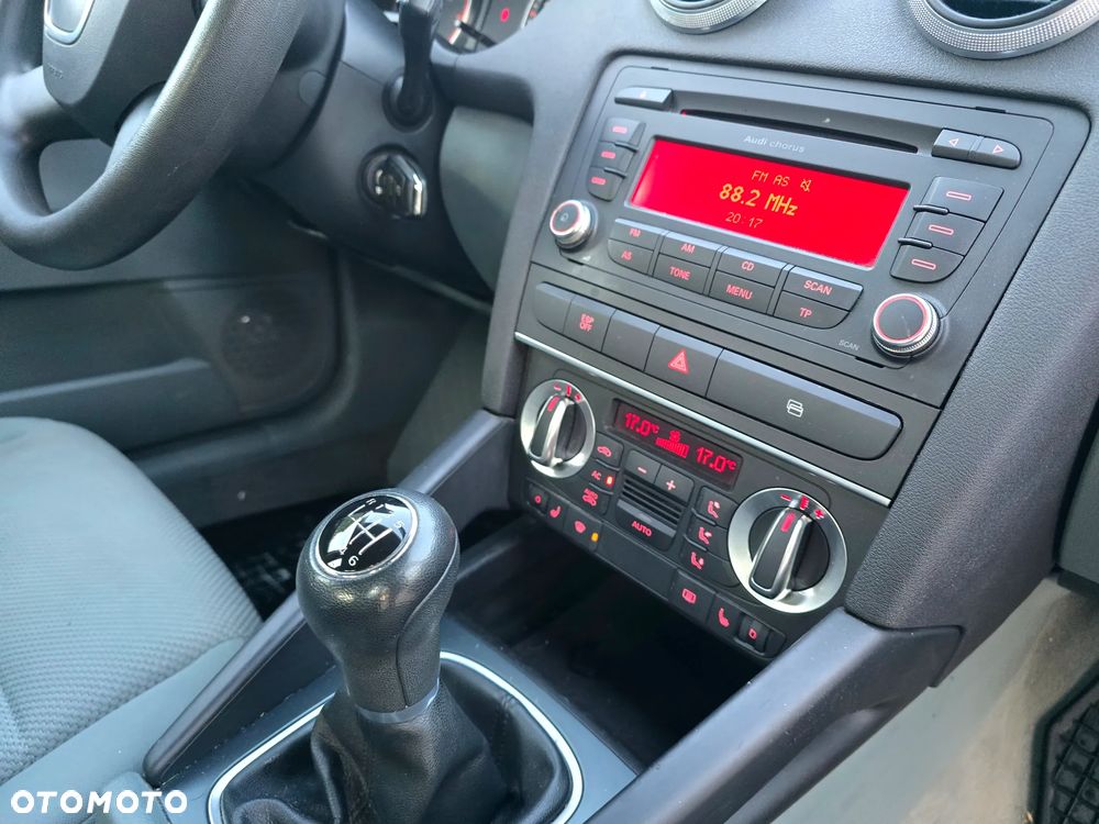 Audi A3 Sportback 1.4 TFSI Ambition - 9