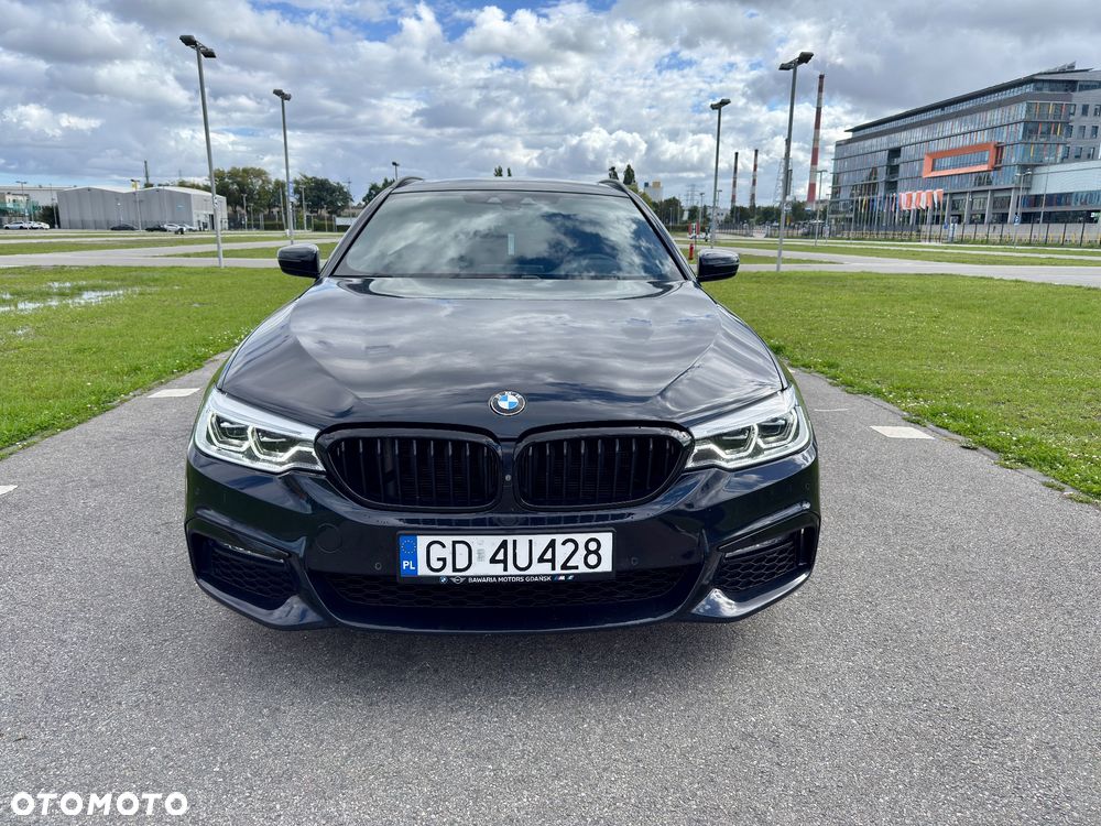 BMW Seria 5 520d M Sport - 3