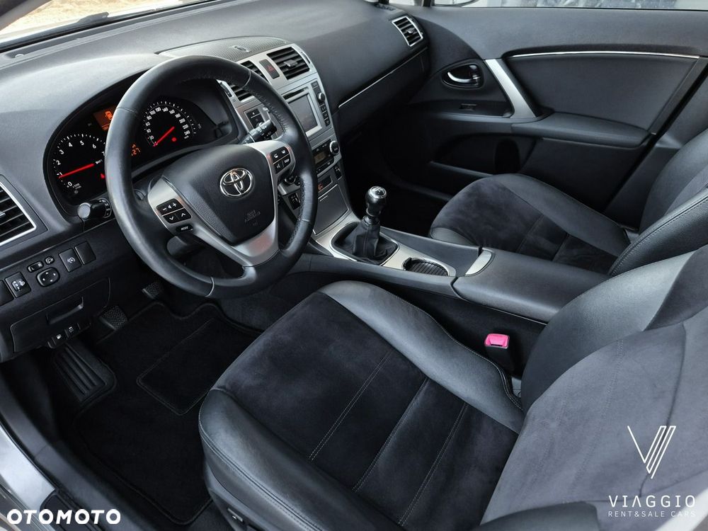 Toyota Avensis 1.8 Sol EU5 - 29