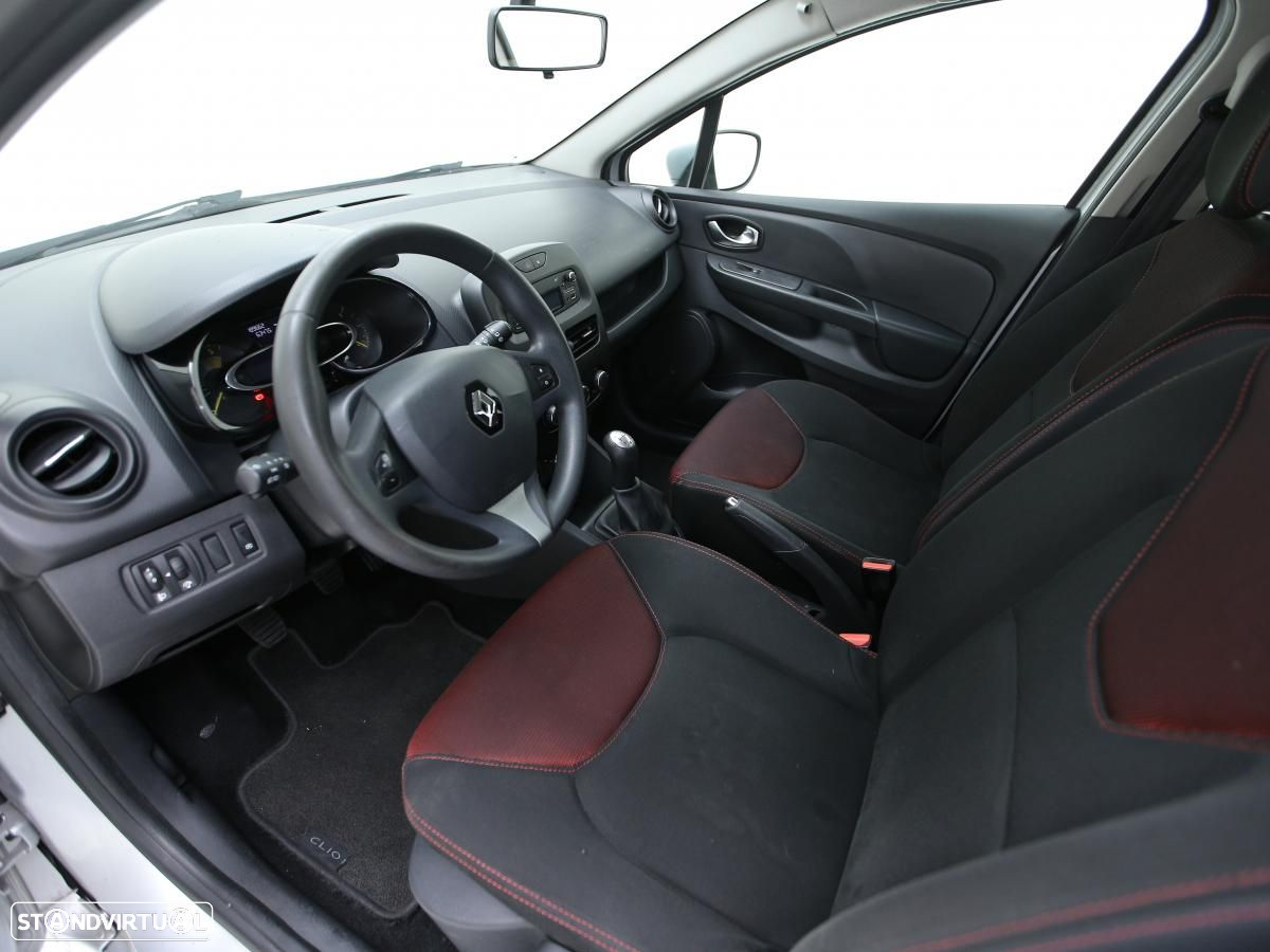 Renault Clio 1.5 dCi Confort - 6