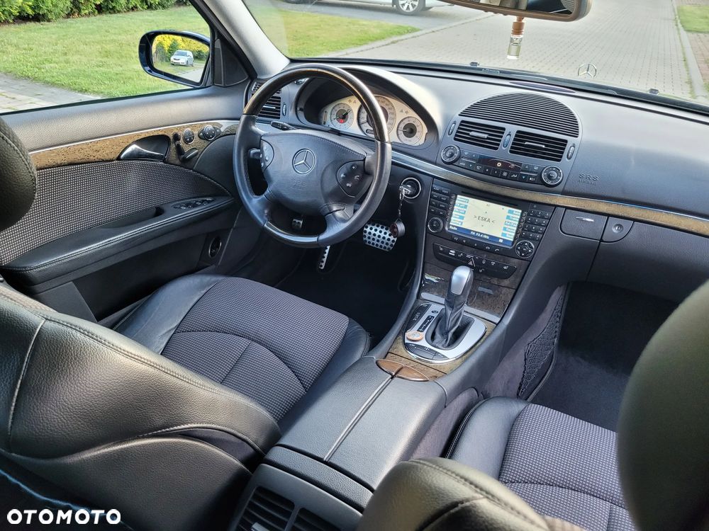 Mercedes-Benz Klasa E 500 Avantgarde - 24