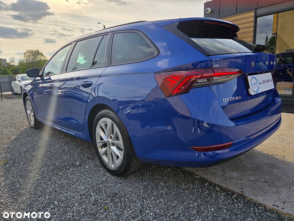 Skoda Octavia 2.0 TDI Ambition DSG - 8