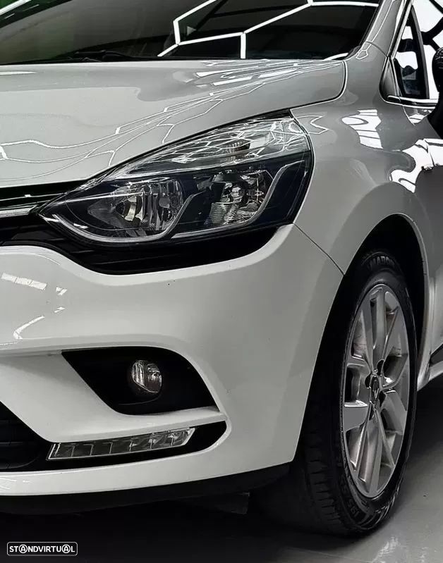 Renault Clio Sport Tourer 1.5 dCi Limited — fotografia 12