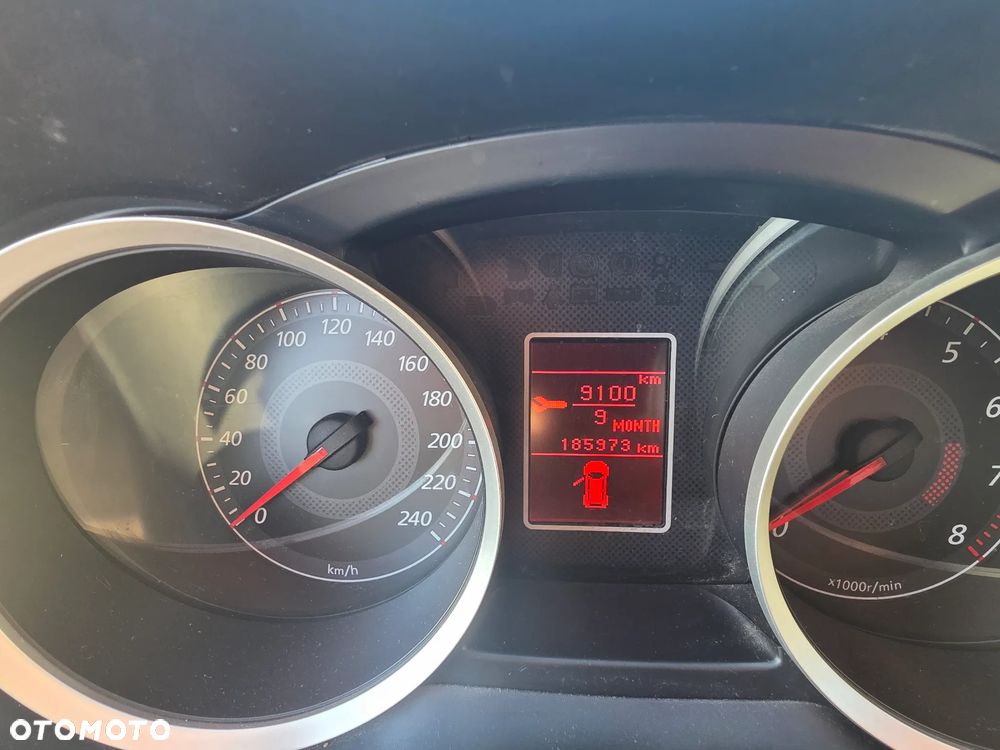 Mitsubishi Lancer 1.5 Inform - 17