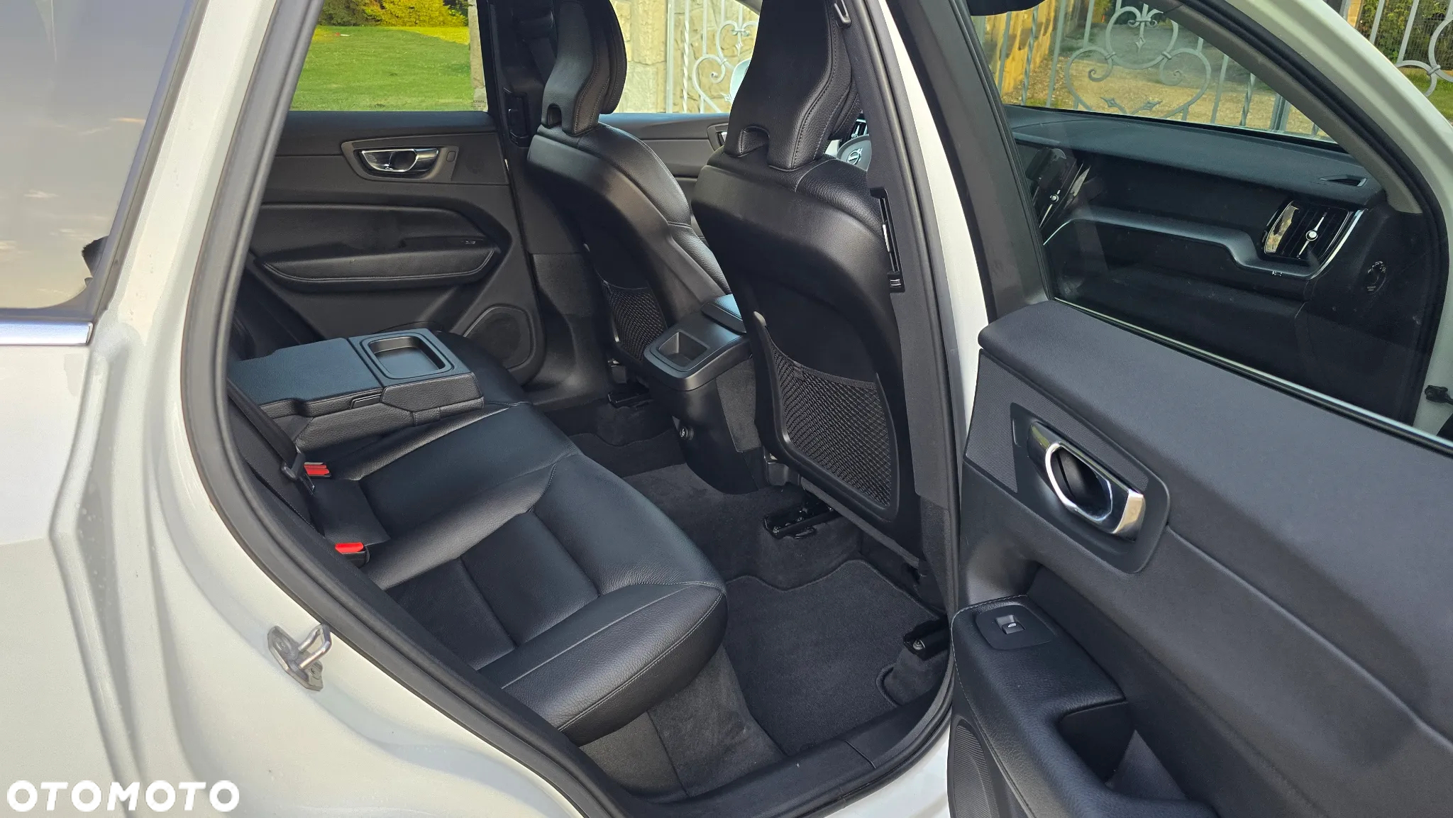 Volvo XC 60 T5 AWD Momentum - 22