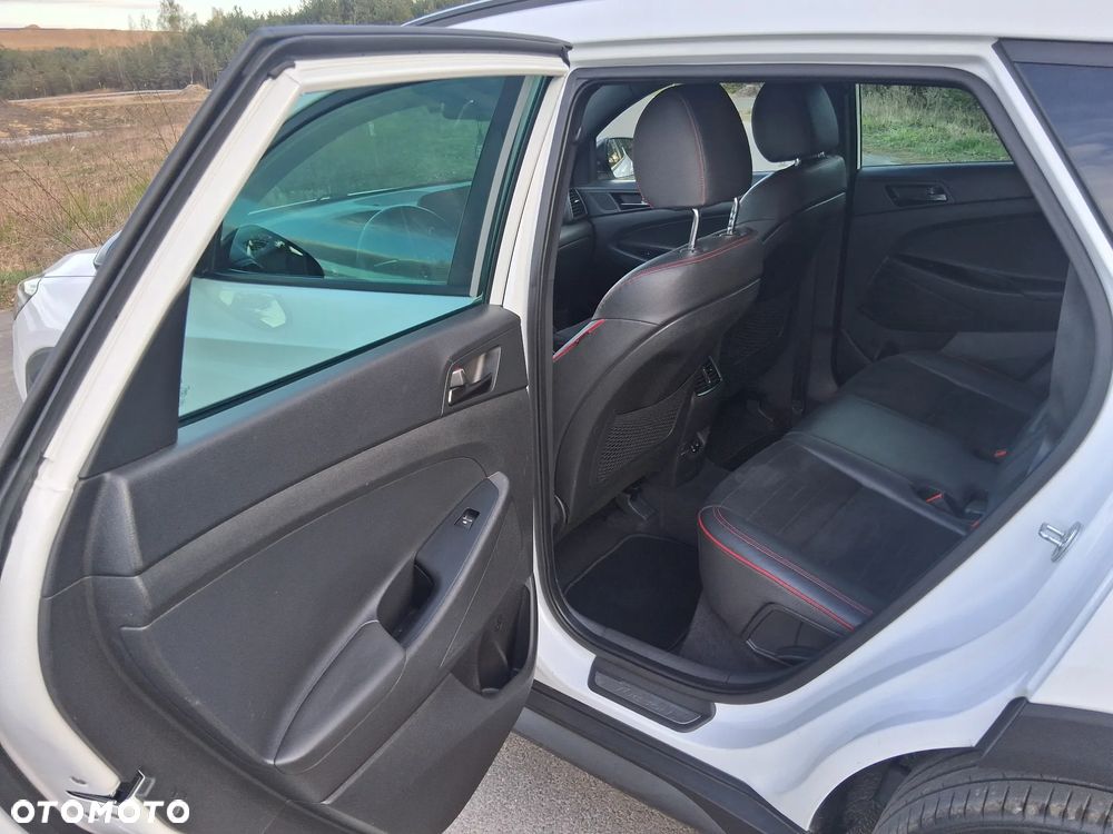 Hyundai Tucson 1.6 CRDi 48V-Hybrid 2WD DCT N Line X - 25