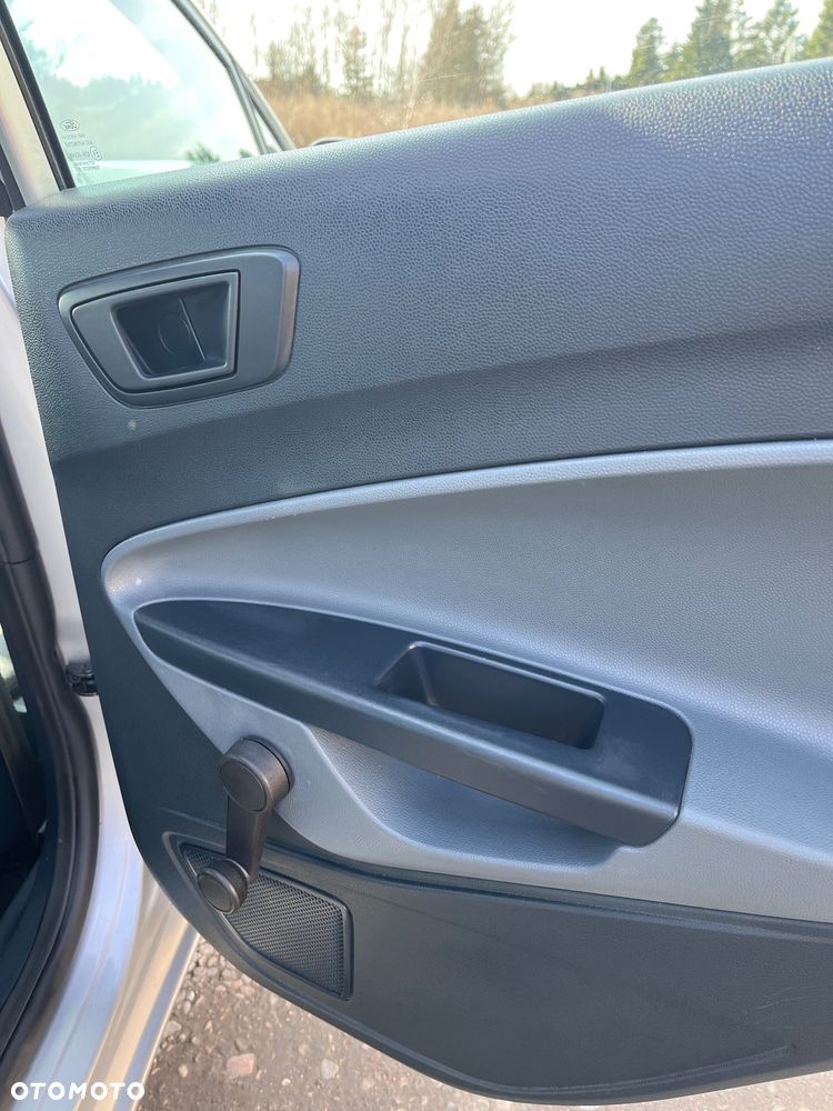 Ford Fiesta 1.25 Silver X - 24