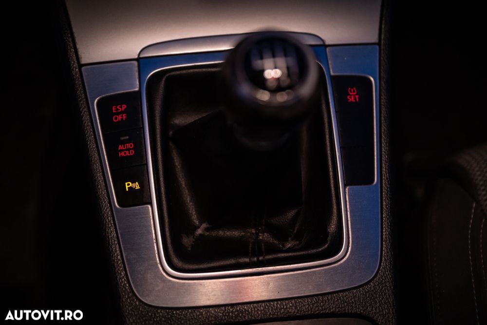 Volkswagen Passat CC 2.0 TDI Individual - 10