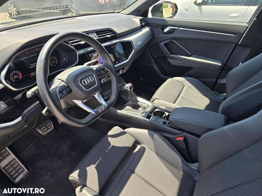 Audi Q3 - 13
