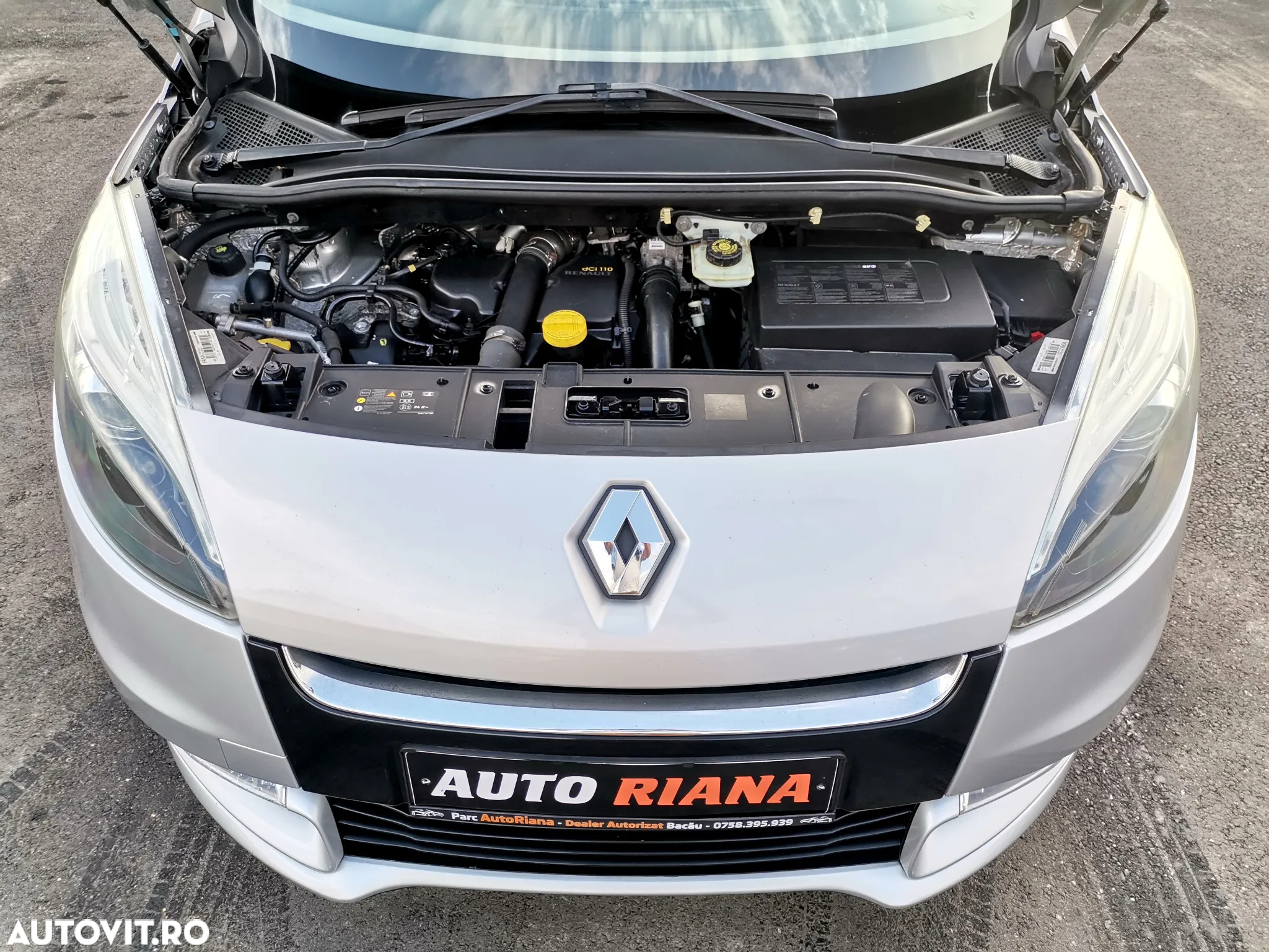 Renault Scenic - 12