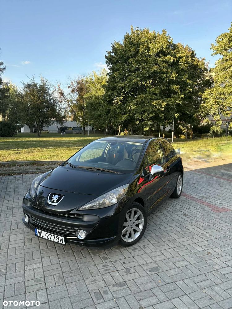 Peugeot 207 RC - 3