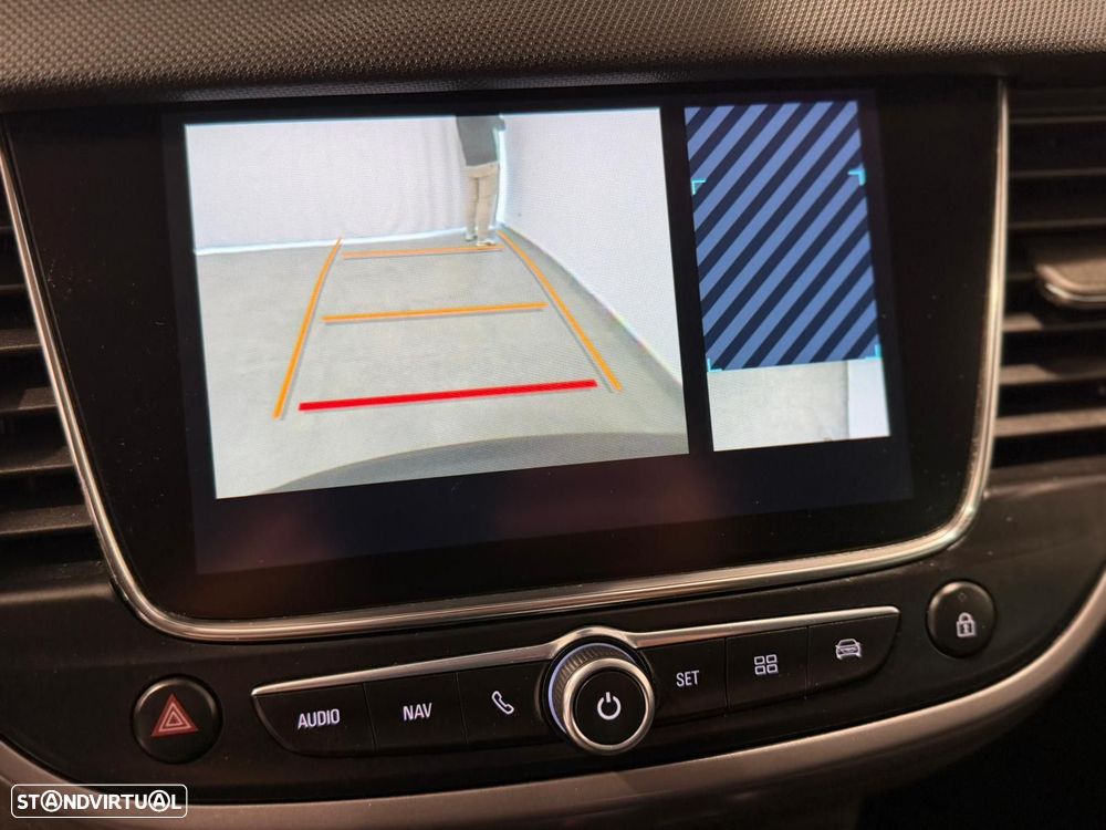 Opel Crossland 1.2 Business - 10