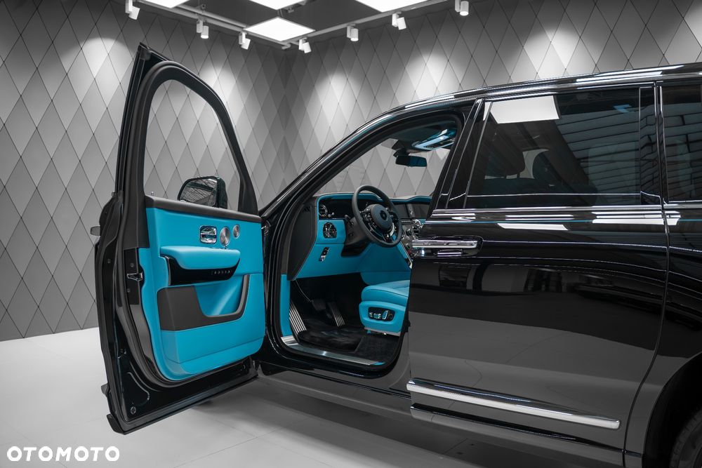 Rolls-Royce Cullinan - 14