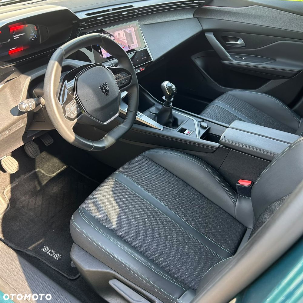 Peugeot 308 PureTech 130 Active Pack - 32