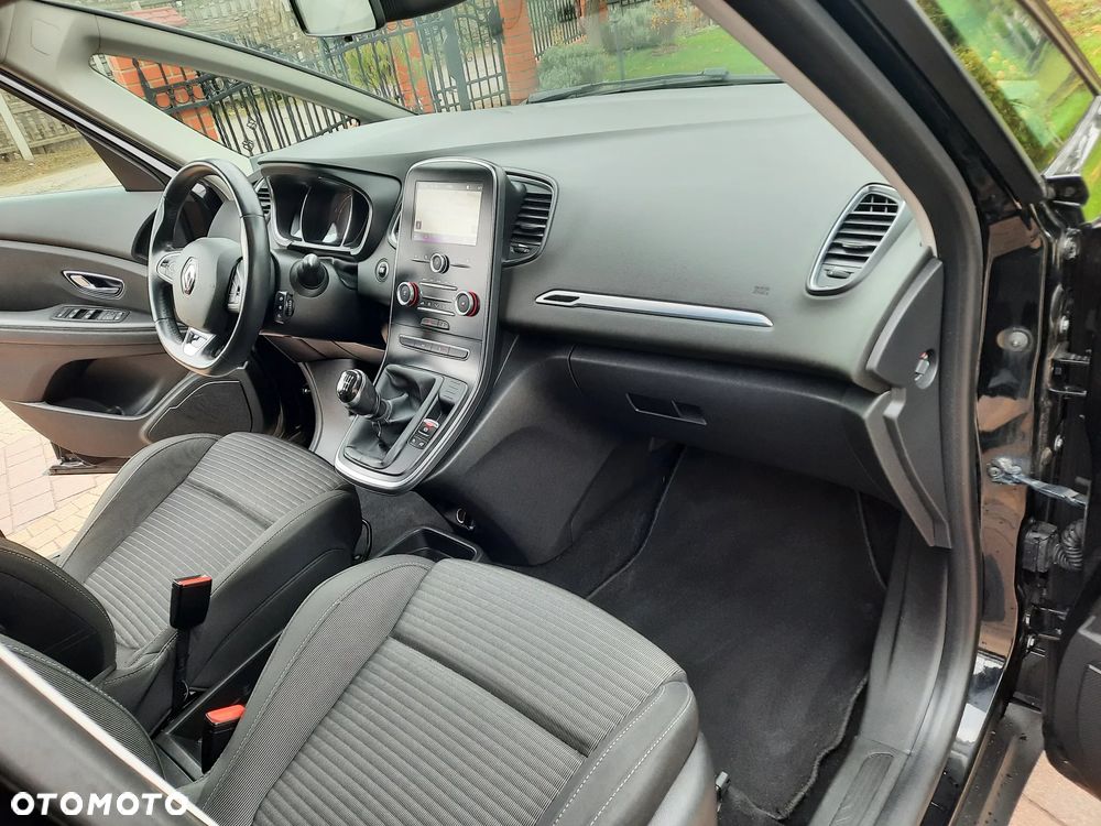Renault Grand Scenic - 6