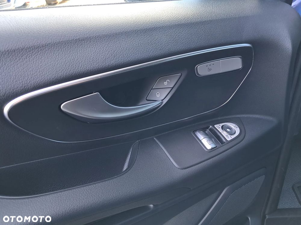 Mercedes-Benz Vito 119 CDI Furgon SELECT Long 3200 mm 4x4 - 6