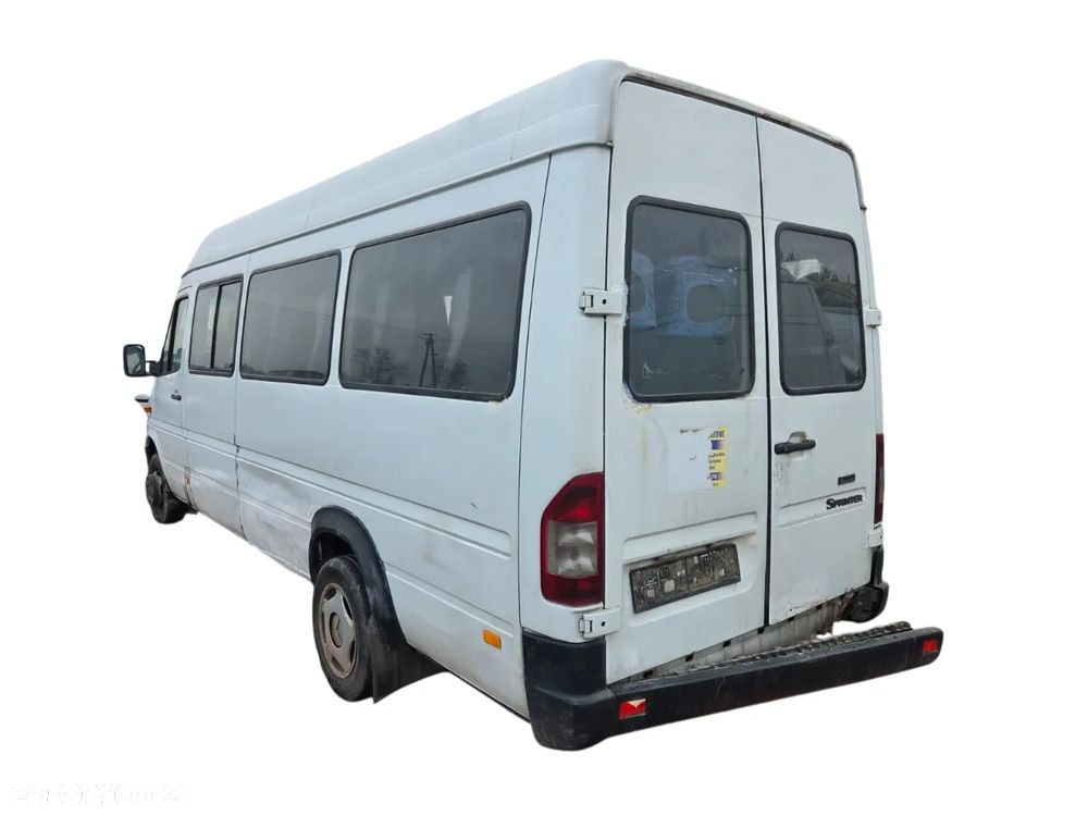 Mercedes-Benz Sprinter 2002 Silnik 2.2 CDI (611981) 130KM (95kW) Arctic White 9147 Na Części maska, klapa, drzwi, lampa - 3