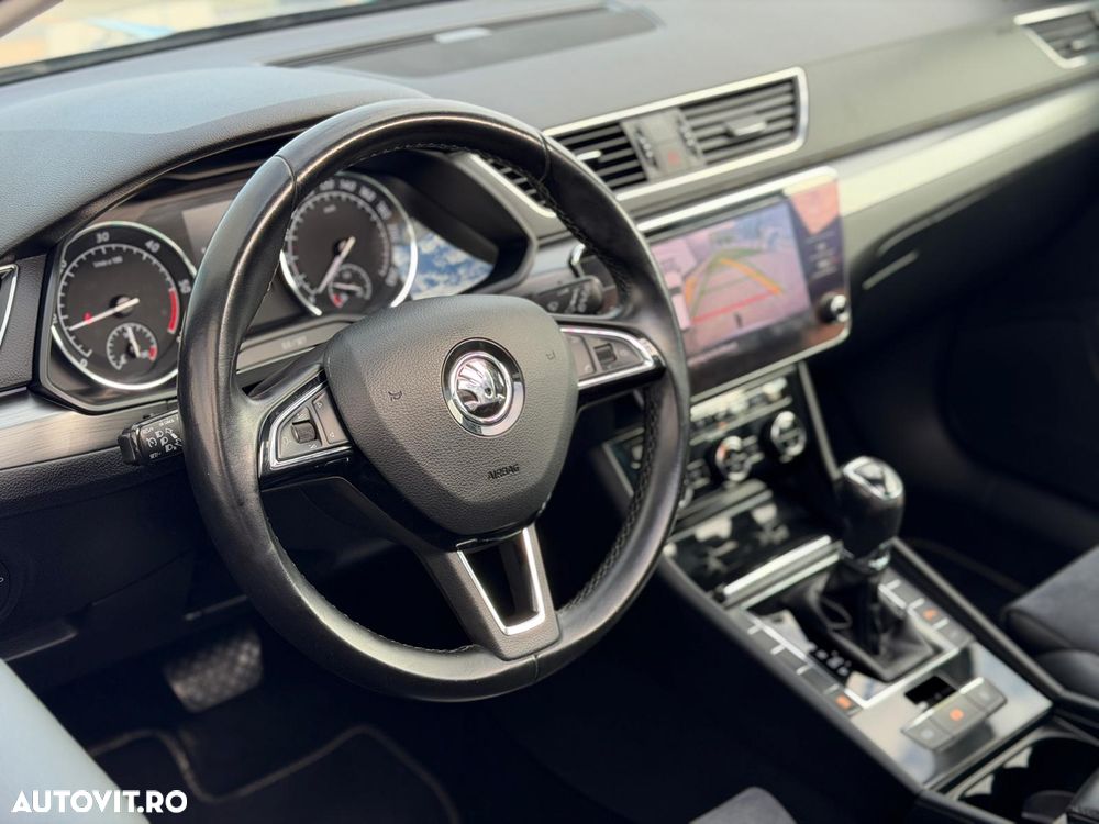 Skoda Superb 2.0 TDI DSG Premium Edition - 7