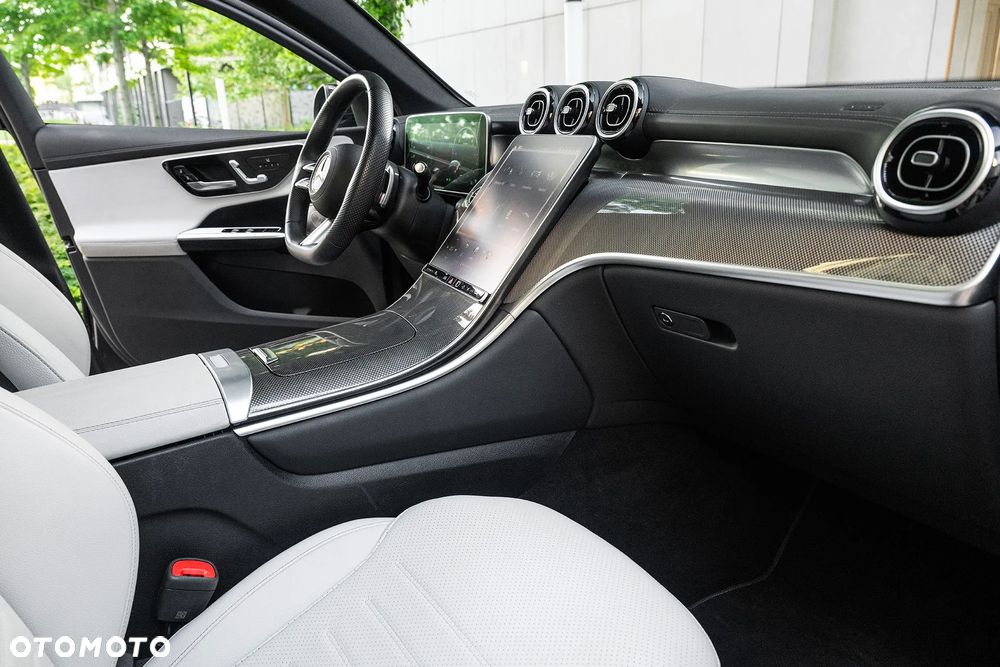 Mercedes-Benz GLC 300 d mHEV 4-Matic AMG Line - 16