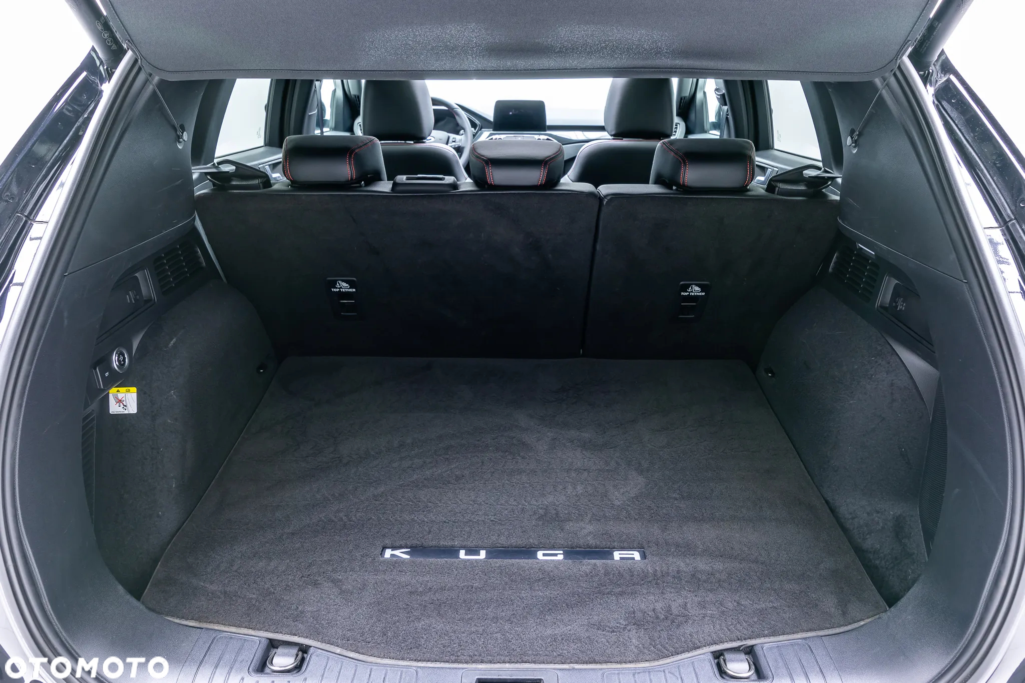 Ford Kuga 2.5 Duratec PHEV ST-LINE X - 37