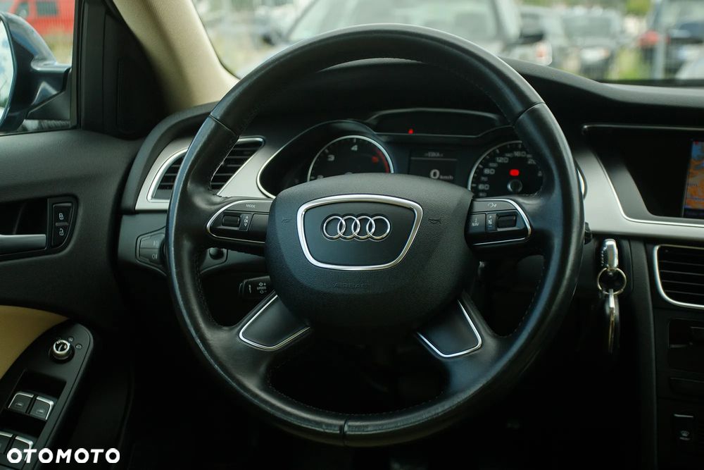 Audi A4 Avant - 22