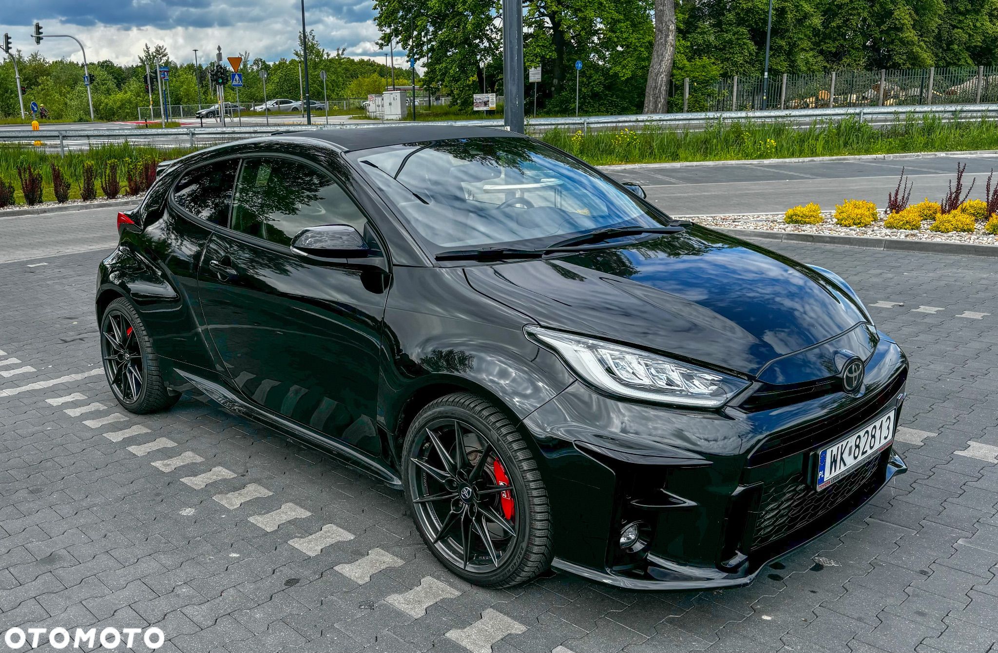 Toyota Yaris GR 1.6 Dynamic - 1