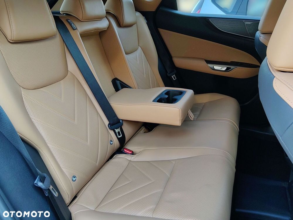 Lexus NX 450h+ Omotenashi AWD - 17