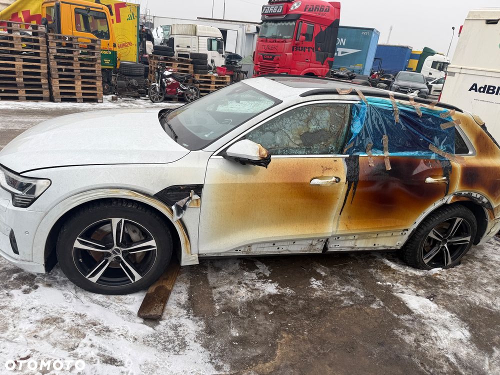 Audi e-tron 55 Quattro S Line - 7