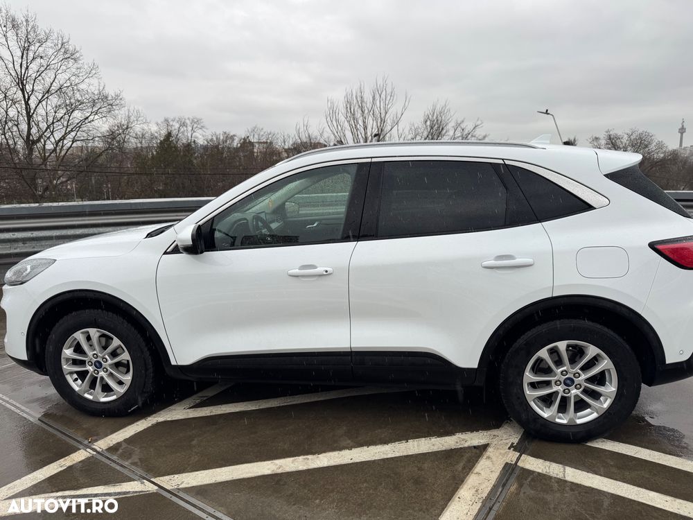 Ford Kuga 2.0 EcoBlue 4x4 Aut. TITANIUM X - 4