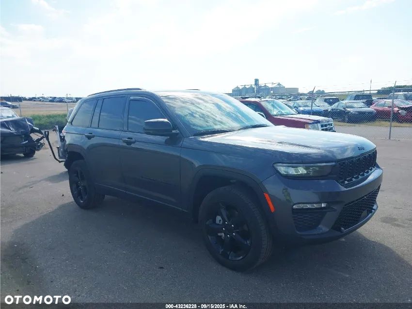 Jeep Grand Cherokee - 6