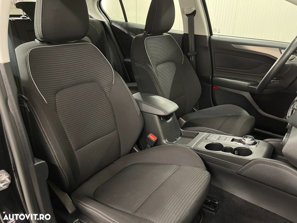 Ford Focus 1.5 EcoBlue Titanium - 9