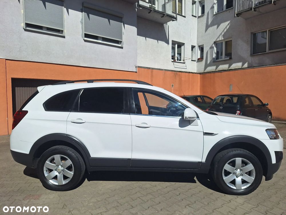 Chevrolet Captiva 2.4 2WD Travel Edition - 9
