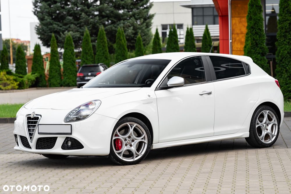 Alfa Romeo Giulietta 1750 TBi Quadrifoglio Verde - 6