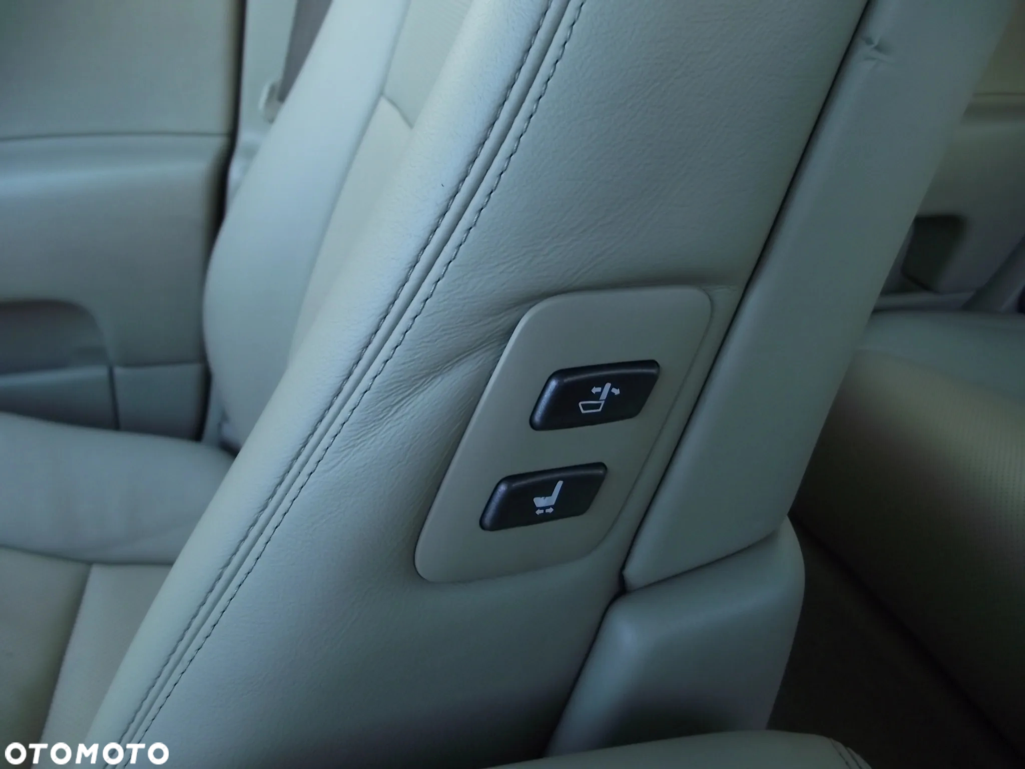 Lexus LS 460 Impression Line - 22