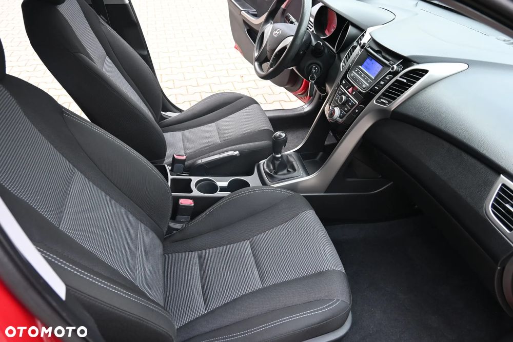 Hyundai i30 1.4 Comfort - 35