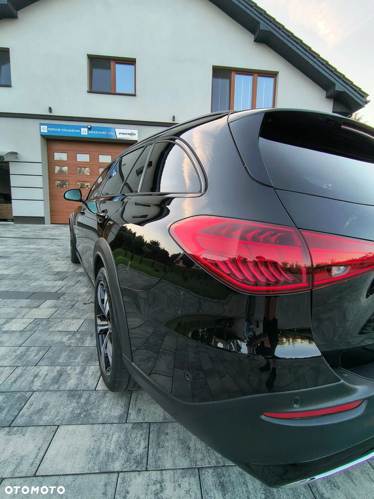 Mercedes-Benz Klasa C 220 d 4Matic T All-Terrain 9G-TRONIC Avantgarde - 17