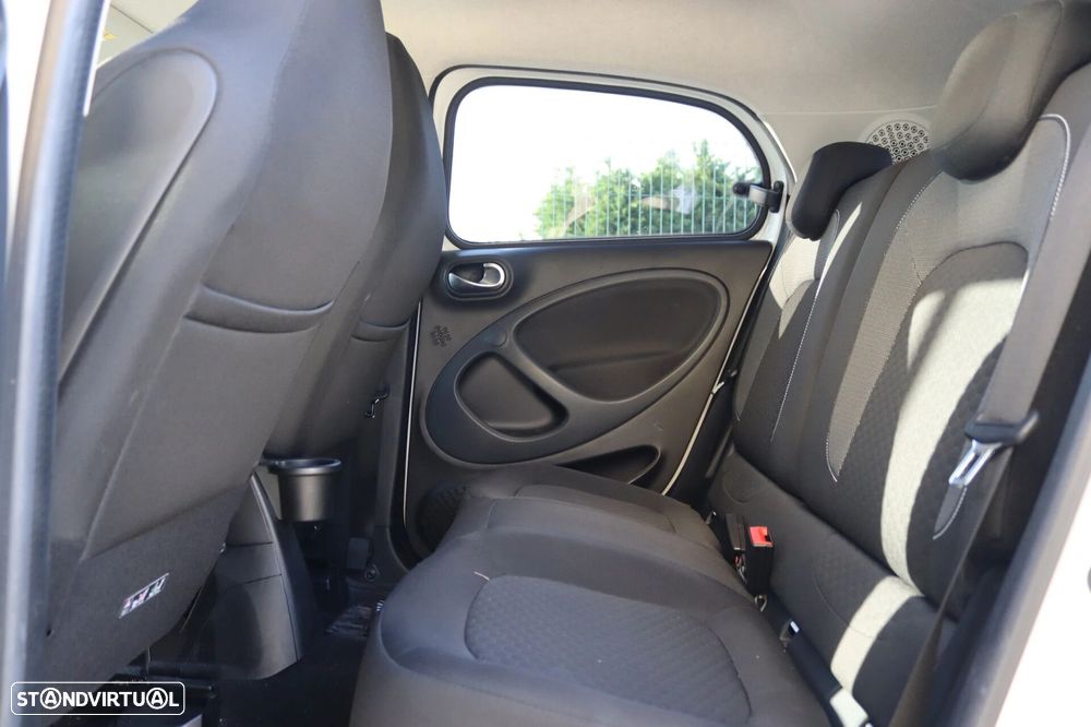Smart ForFour - 18