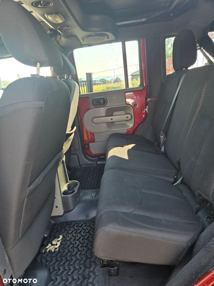 Jeep Wrangler Unlimited 3.8 Automatik Sahara - 12