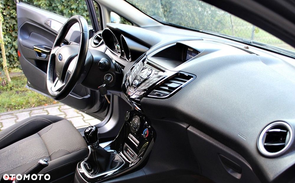 Ford Fiesta - 18