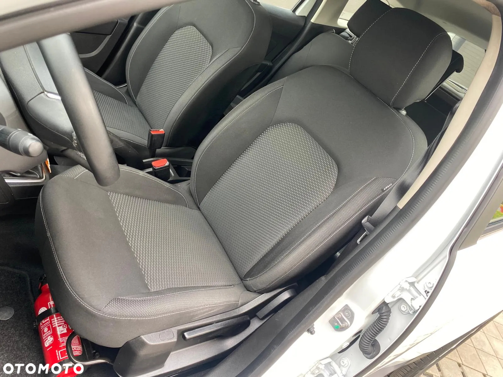 Dacia Duster 1.6 SCe Laureate S&S - 22