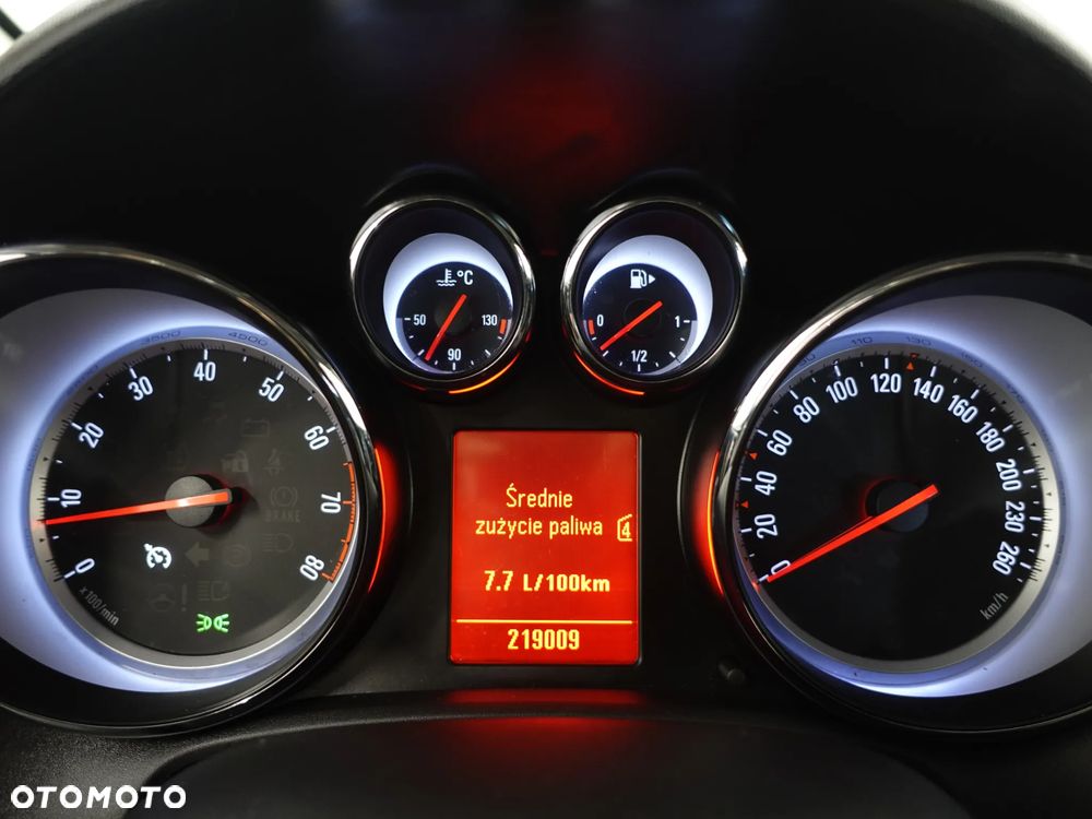 Opel Astra 1.4 Turbo Edition - 35