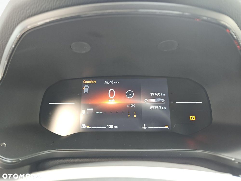 Renault Captur - 21