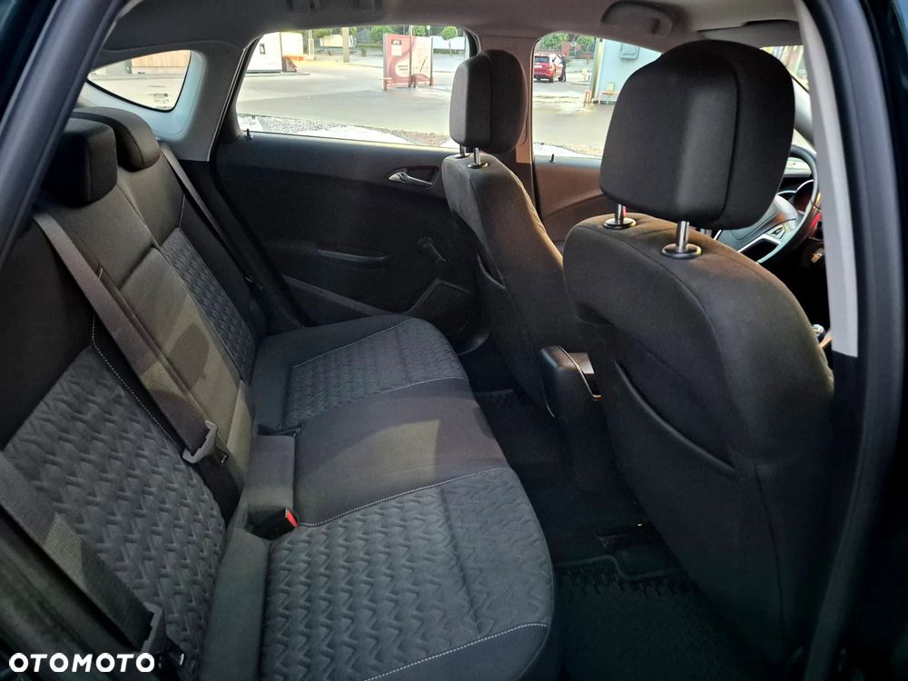 Opel Astra - 22