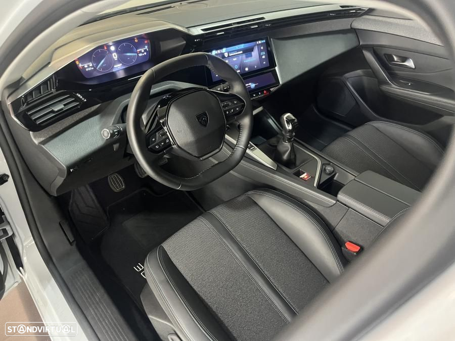Peugeot 308 1.2 PureTech Allure Pack - 10