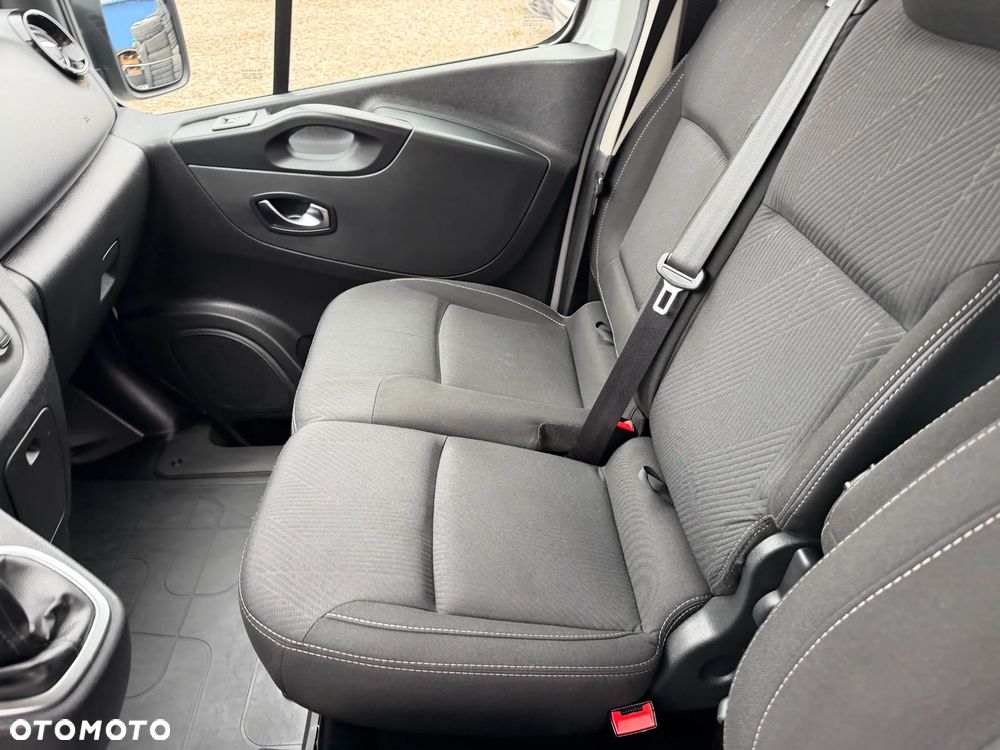 Renault Trafic - 41