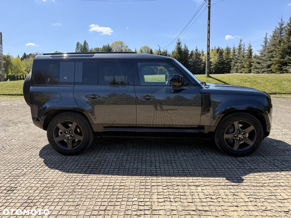 Land Rover Defender - 9