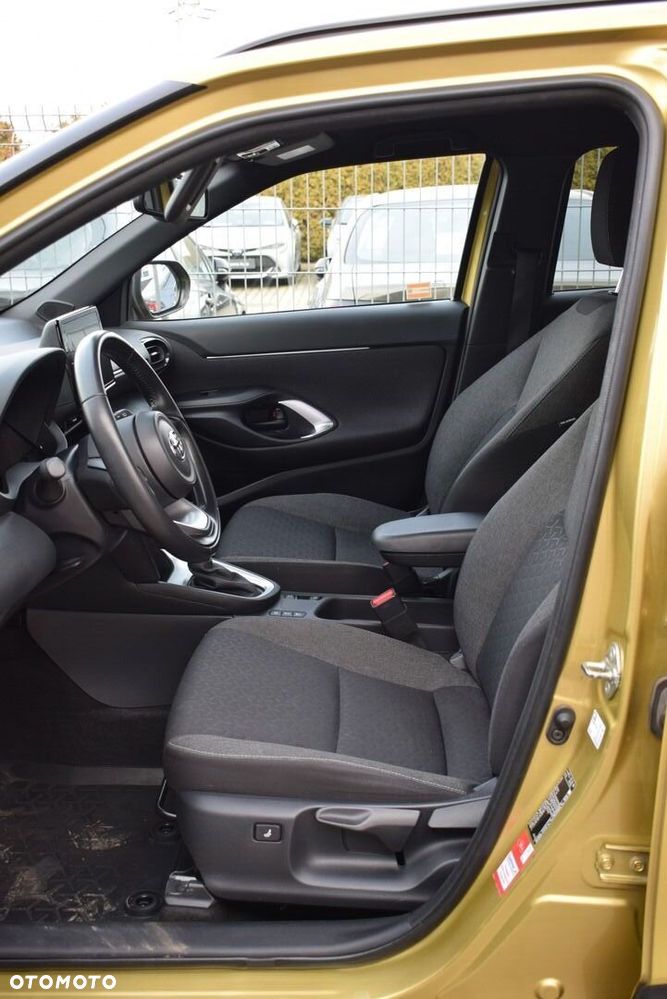 Toyota Yaris Cross Hybrid 1.5 Comfort - 13